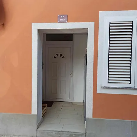 Apartma Cirab Апартаменты